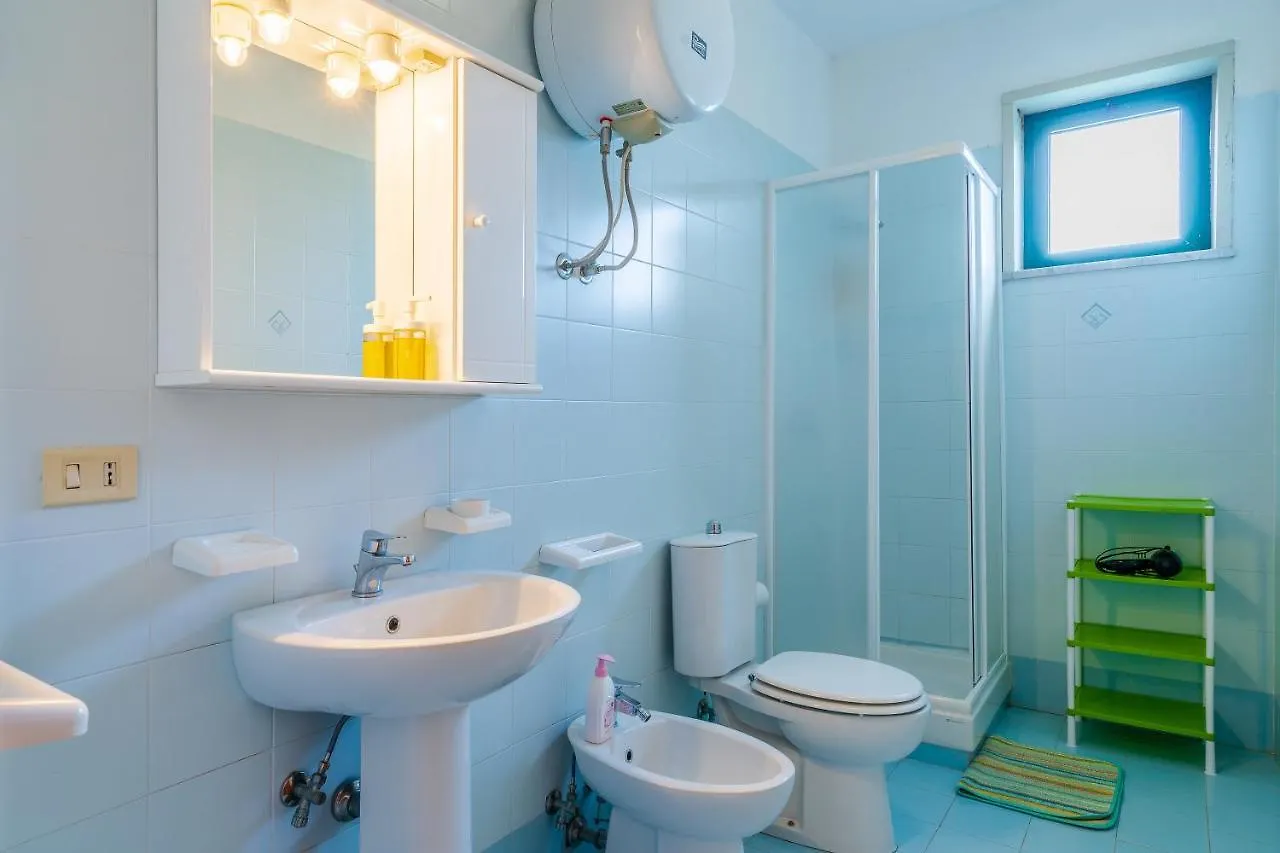 Les Calanques Audeandeb Apartment Augusta Italy