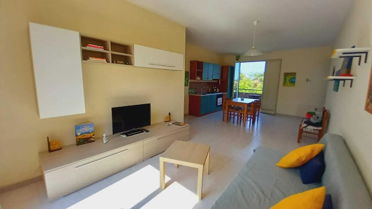 Les Calanques Audeandeb Apartment Augusta Italy